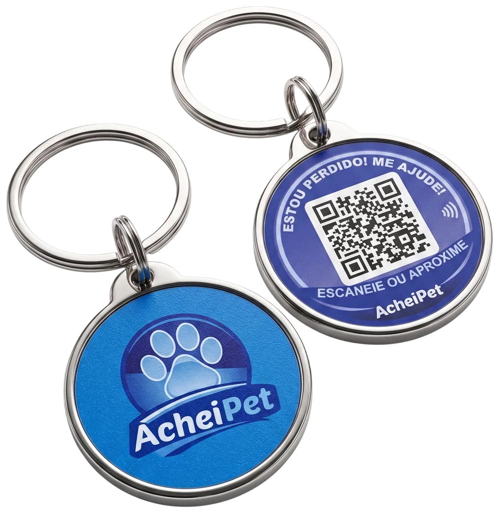 Frente e verso da tag AcheiPet: logo na frente, QR Code e símbolo NFC no verso